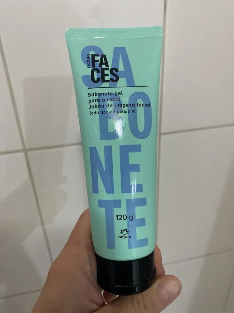 Jabón De Limpieza Facial En Gel, Faces Natura - 120 G Todo Tipo De Piel Día/noche